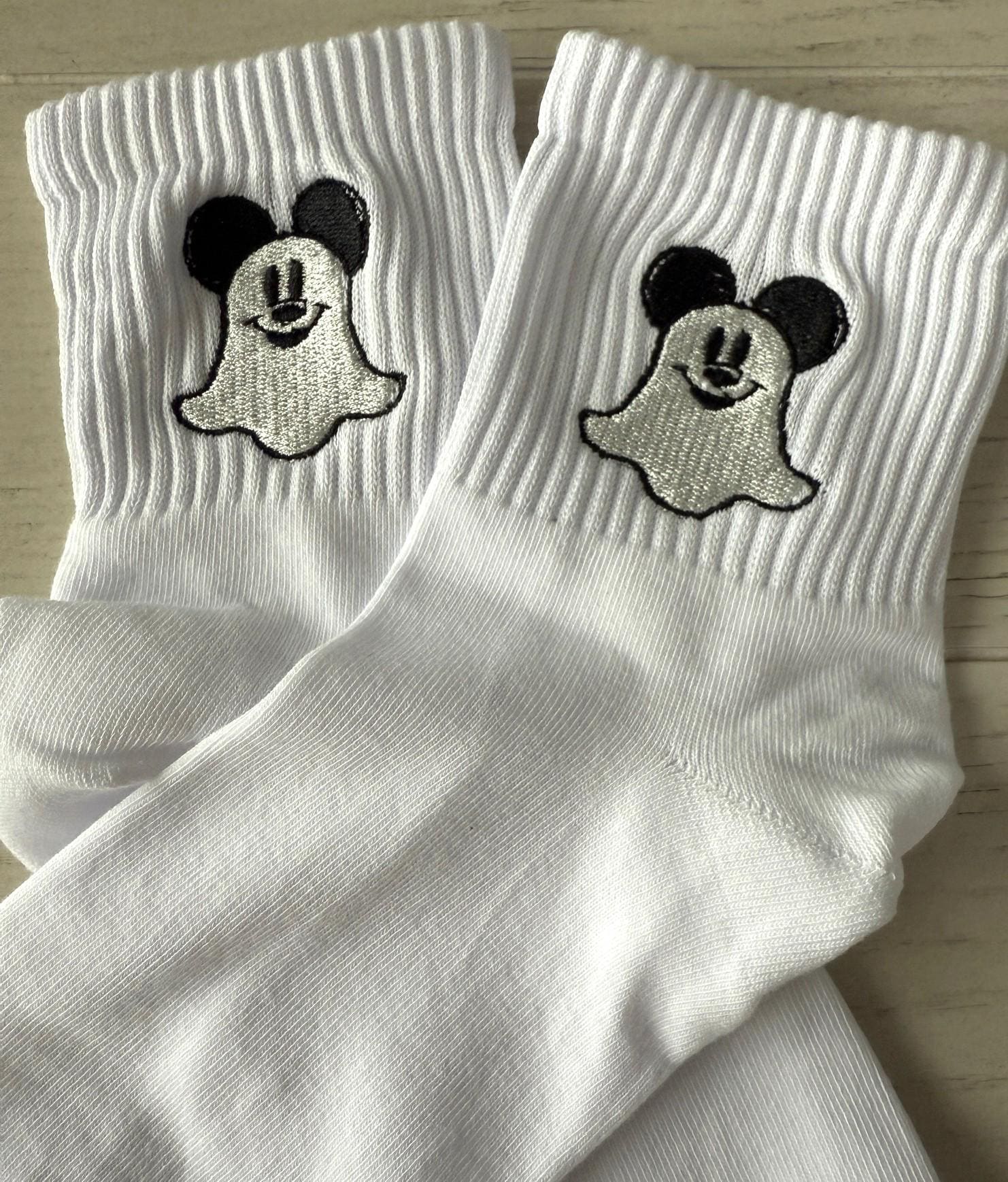 Mouse Lovers, Ladies Embroidered Ghost Socks