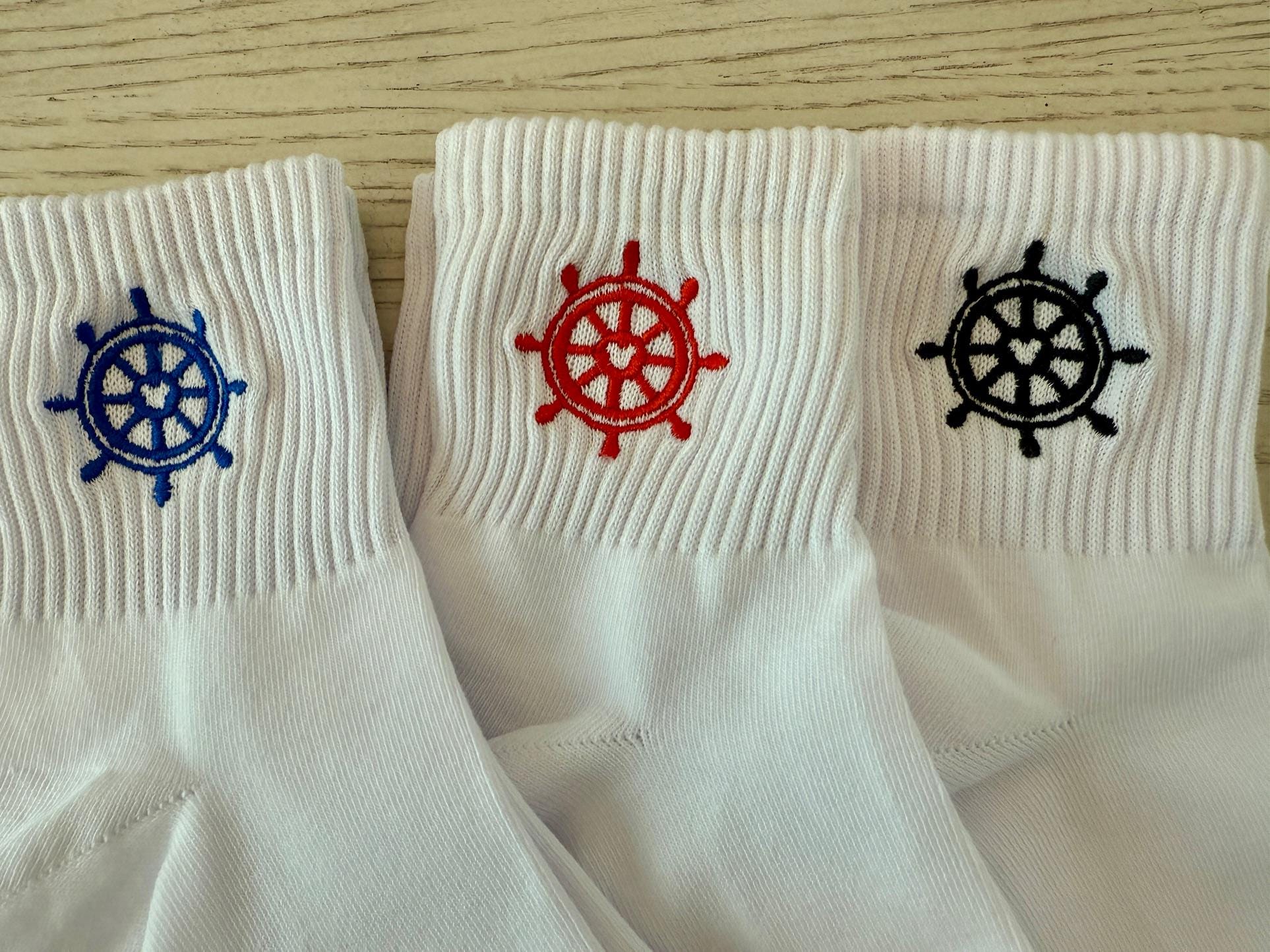 Captain Mickey's wheel Ladies Socks