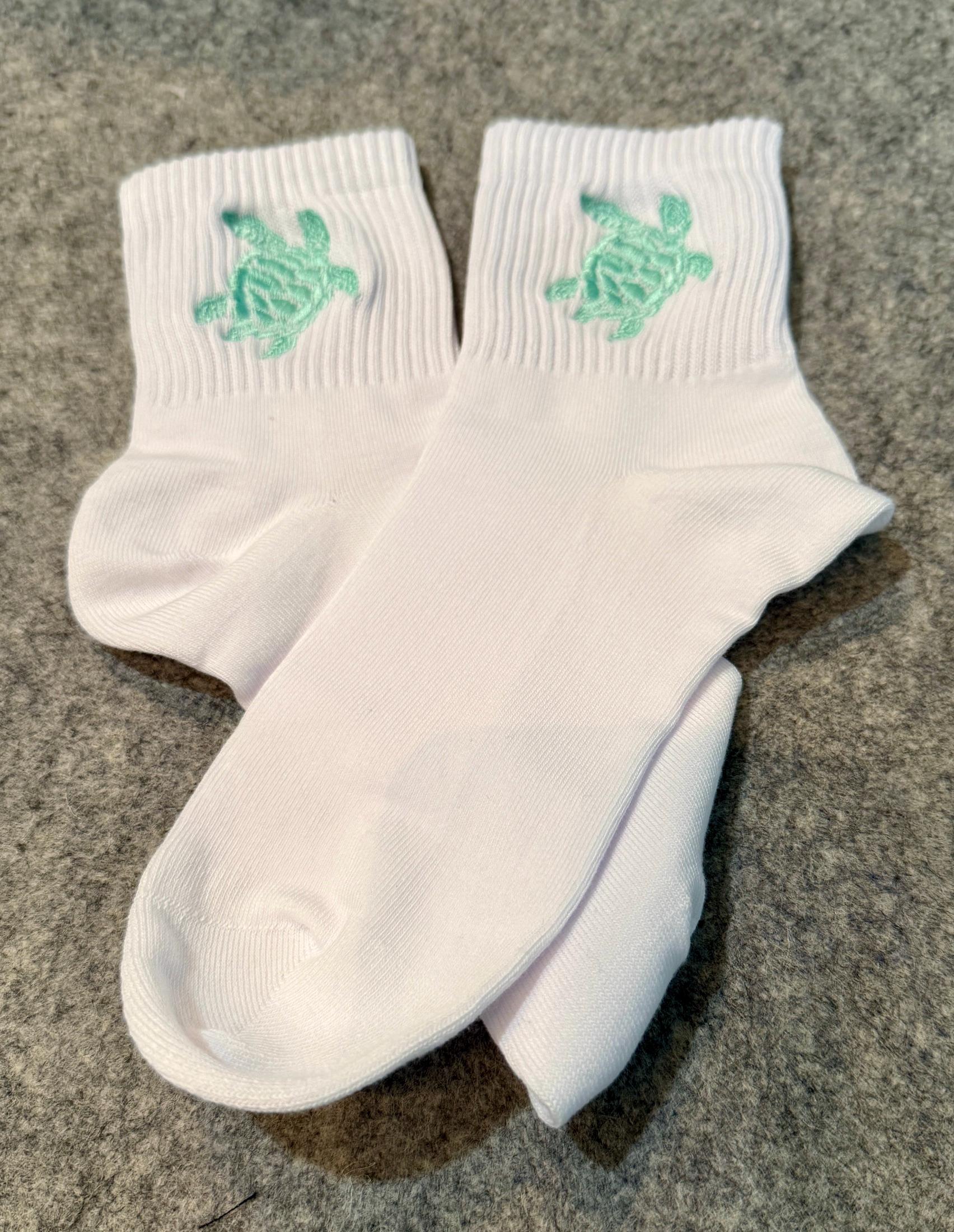 Sea Turtle Embroidered Ladies Socks